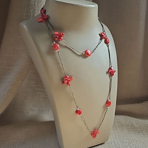 Long 40" Liquid Silver, Crystal and Pearlized Shell Necklace - Coral Red - Picture 3 of 8